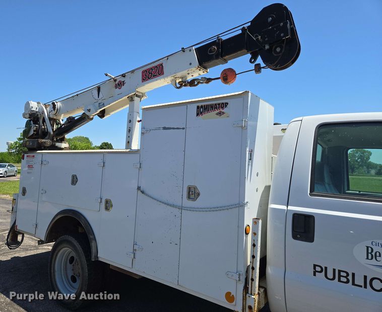 image for item EN8005 2007 Ford  F550 utility / service truck