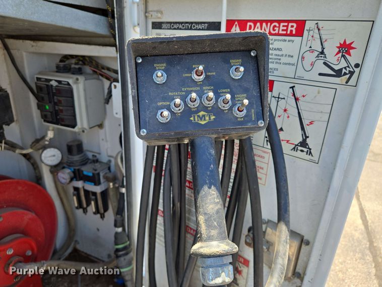 image for item EN8005 2007 Ford  F550 utility / service truck