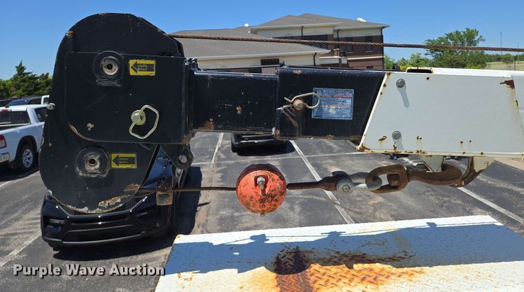 image for item EN8005 2007 Ford  F550 utility / service truck