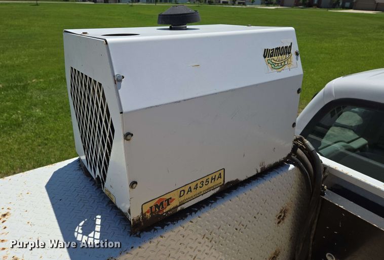 image for item EN8005 2007 Ford  F550 utility / service truck