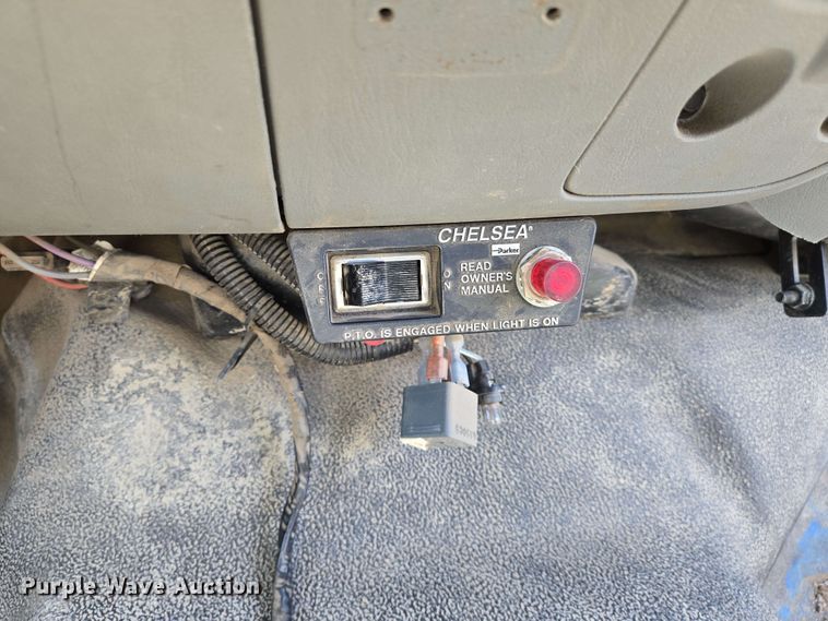 image for item EN8005 2007 Ford  F550 utility / service truck