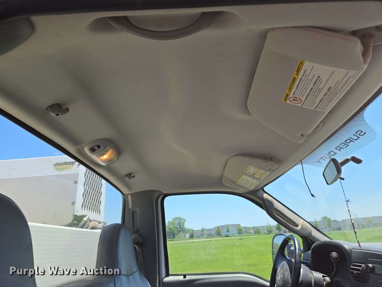 image for item EN8005 2007 Ford  F550 utility / service truck