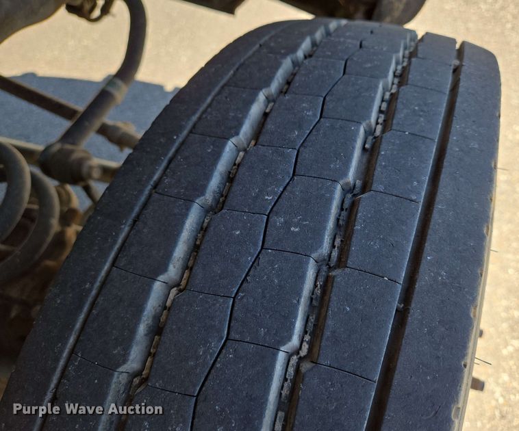 image for item EN8005 2007 Ford  F550 utility / service truck