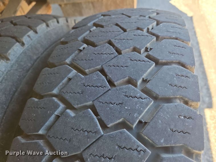 image for item EN8005 2007 Ford  F550 utility / service truck