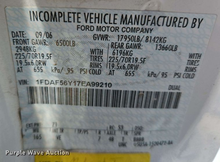 image for item EN8005 2007 Ford  F550 utility / service truck