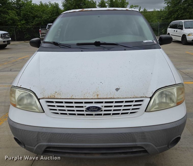 image for item EN8020 2002 Ford Windstar LX van