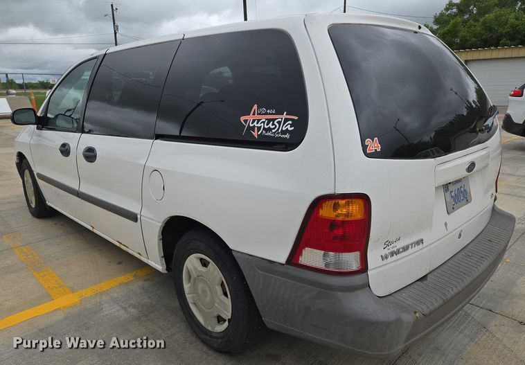 image for item EN8020 2002 Ford Windstar LX van