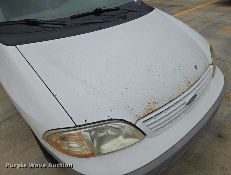 image for item EN8020 2002 Ford Windstar LX van