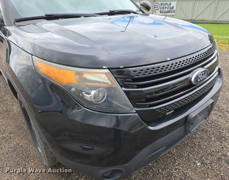 image for item EN8022 2013 Ford Explorer Police SUV