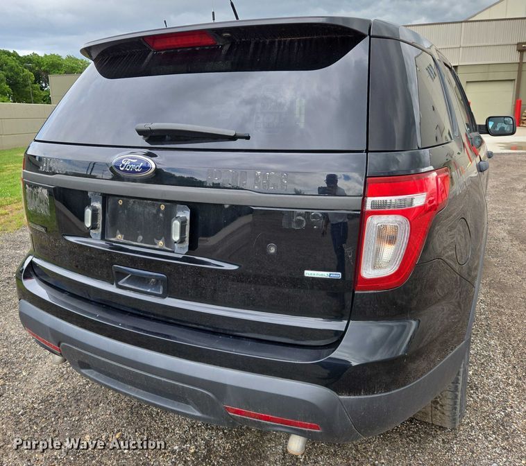 image for item EN8022 2013 Ford Explorer Police SUV