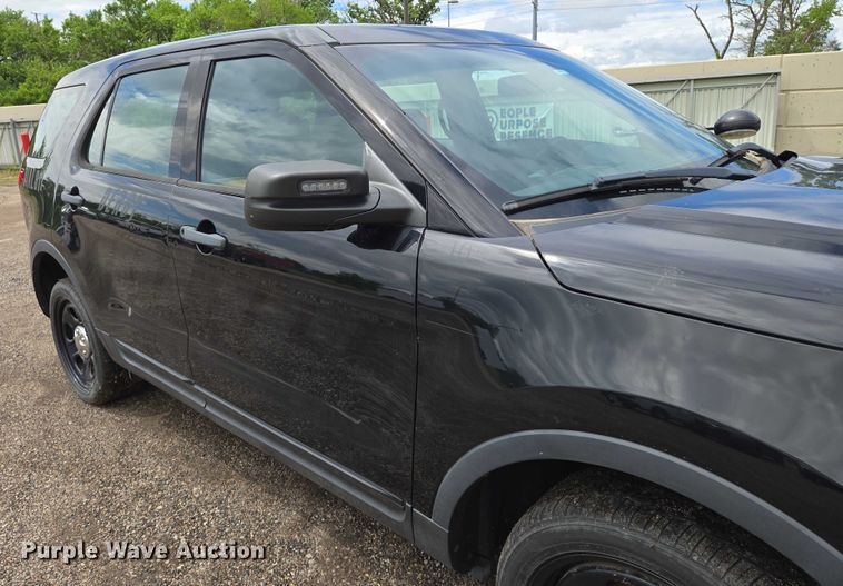 image for item EN8023 2014 Ford  Explorer Police SUV
