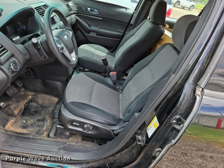 image for item EN8023 2014 Ford  Explorer Police SUV