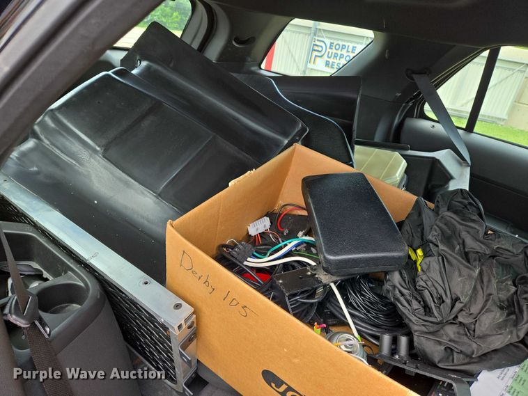 image for item EN8023 2014 Ford  Explorer Police SUV