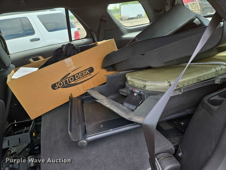 image for item EN8023 2014 Ford  Explorer Police SUV