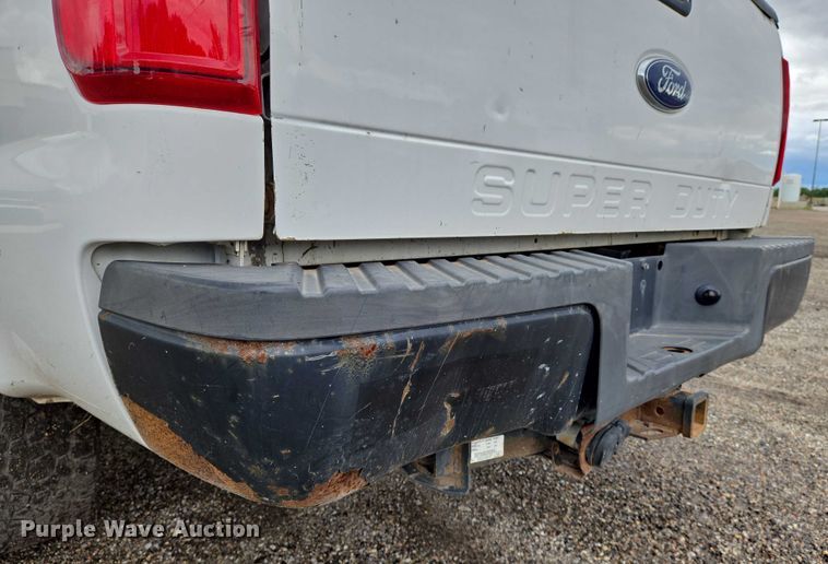 image for item EN8024 2008 Ford F250 Super Duty XL pickup truck