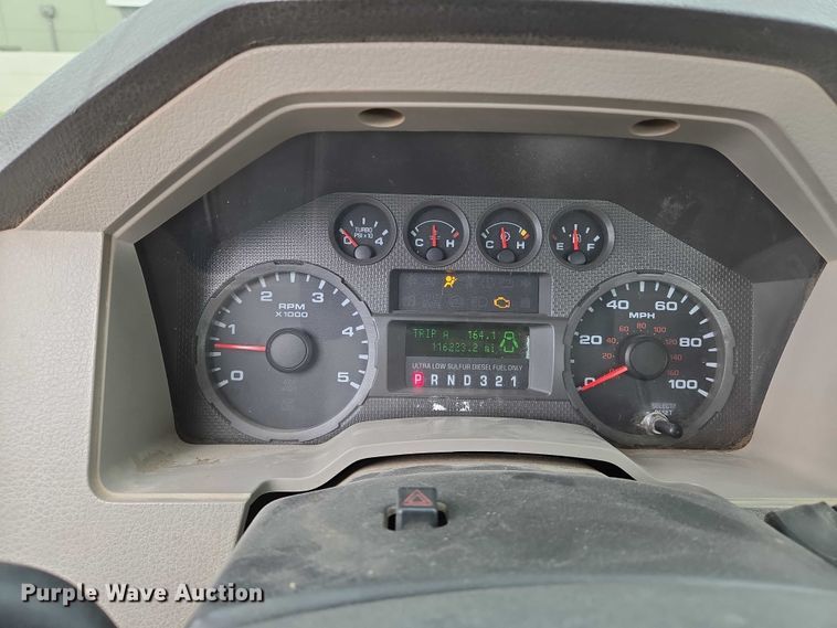 image for item EN8024 2008 Ford F250 Super Duty XL pickup truck