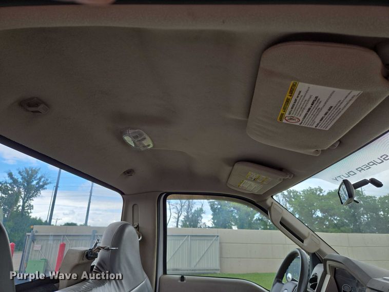 image for item EN8024 2008 Ford F250 Super Duty XL pickup truck