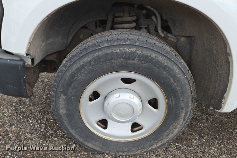 image for item EN8024 2008 Ford F250 Super Duty XL pickup truck