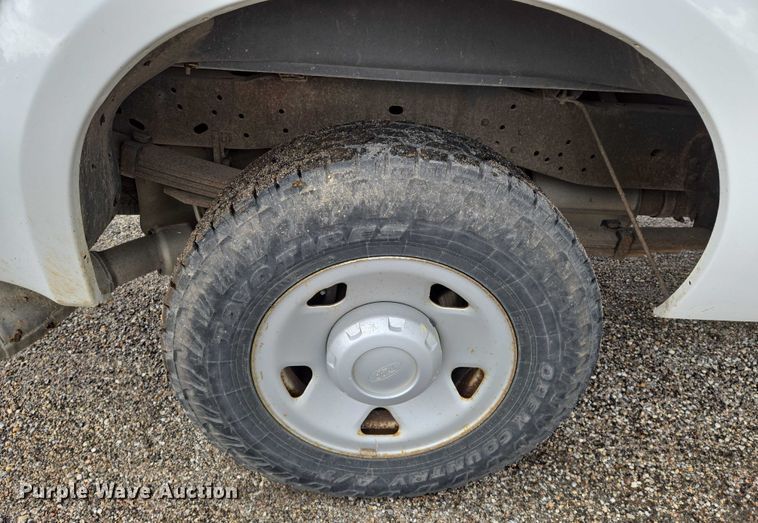 image for item EN8024 2008 Ford F250 Super Duty XL pickup truck