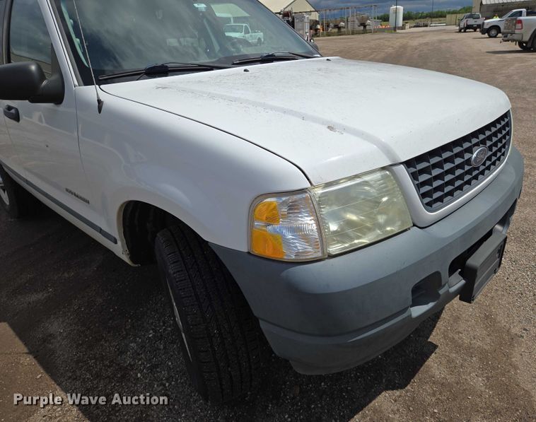 image for item EN8027 2005 Ford Explorer SUV