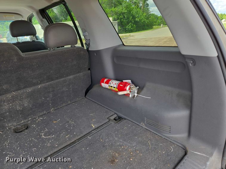 image for item EN8027 2005 Ford Explorer SUV