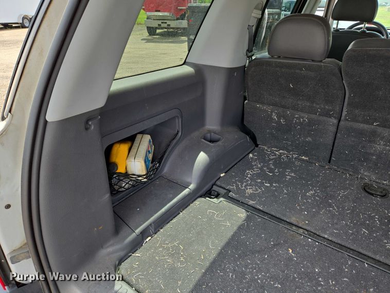 image for item EN8027 2005 Ford Explorer SUV