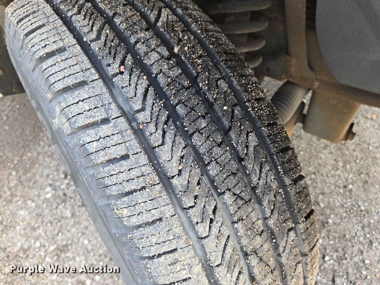 image for item EN8027 2005 Ford Explorer SUV