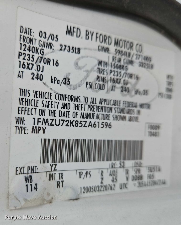 image for item EN8027 2005 Ford Explorer SUV