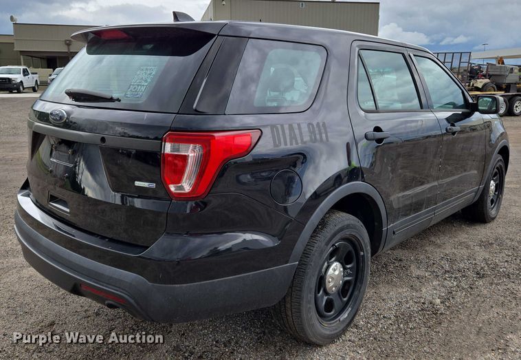 image for item EN8028 2016 Ford  Explorer Police Interceptor SUV