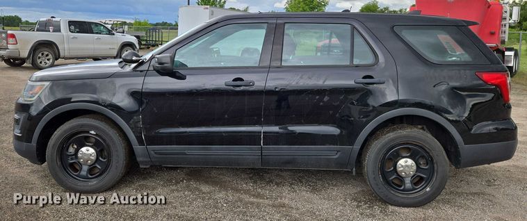 image for item EN8028 2016 Ford  Explorer Police Interceptor SUV