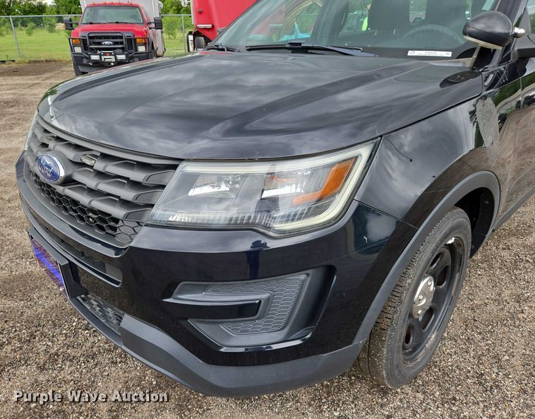 image for item EN8028 2016 Ford  Explorer Police Interceptor SUV