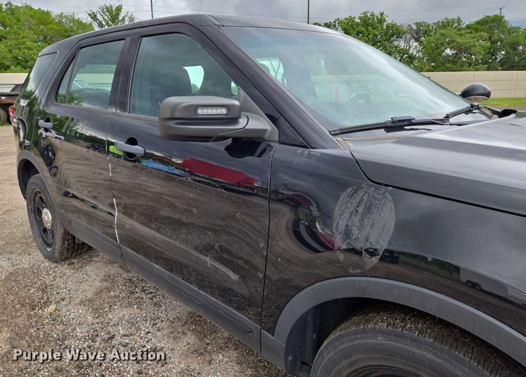 image for item EN8028 2016 Ford  Explorer Police Interceptor SUV