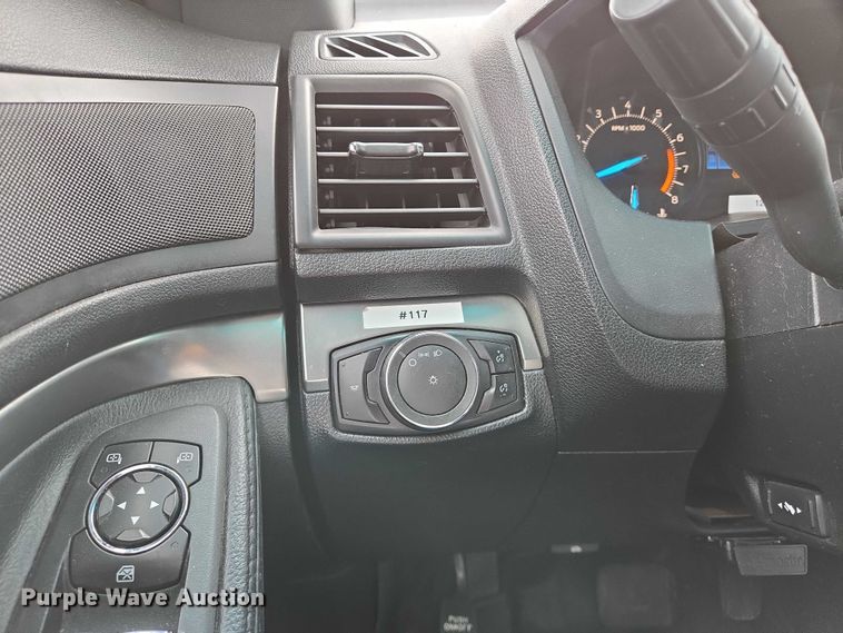 image for item EN8028 2016 Ford  Explorer Police Interceptor SUV