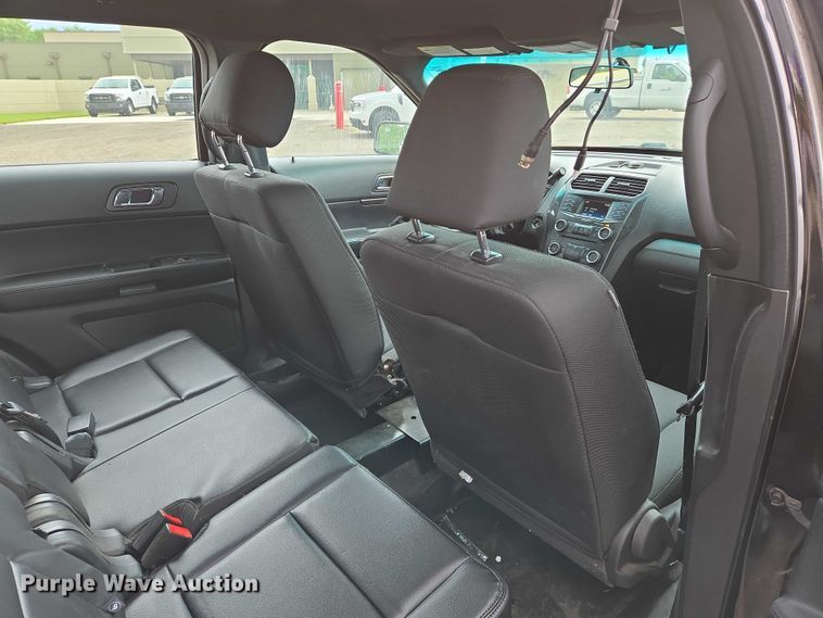 image for item EN8028 2016 Ford  Explorer Police Interceptor SUV