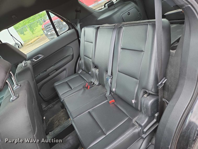 image for item EN8028 2016 Ford  Explorer Police Interceptor SUV