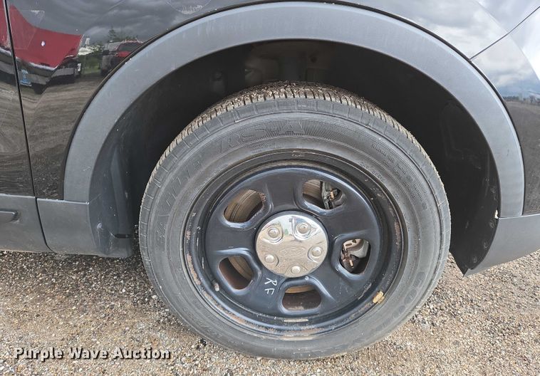 image for item EN8028 2016 Ford  Explorer Police Interceptor SUV