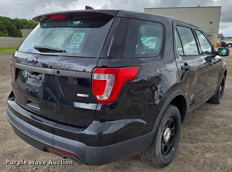 image for item EN8029 2016 Ford Explorer Police Interceptor SUV
