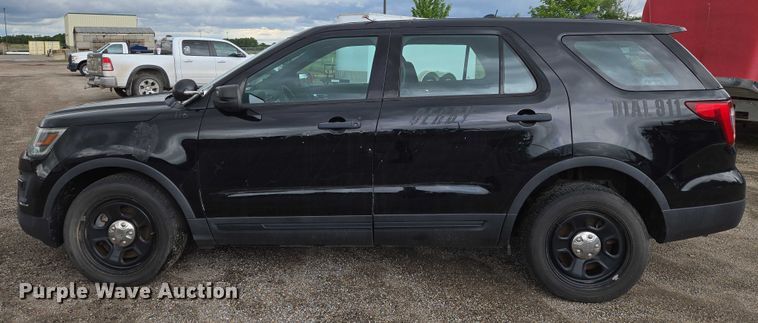 image for item EN8029 2016 Ford Explorer Police Interceptor SUV