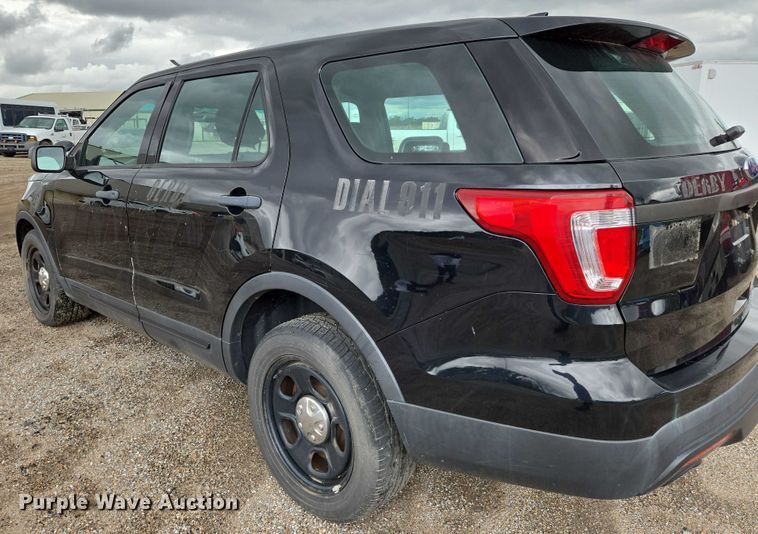 image for item EN8029 2016 Ford Explorer Police Interceptor SUV
