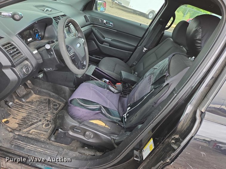 image for item EN8029 2016 Ford Explorer Police Interceptor SUV