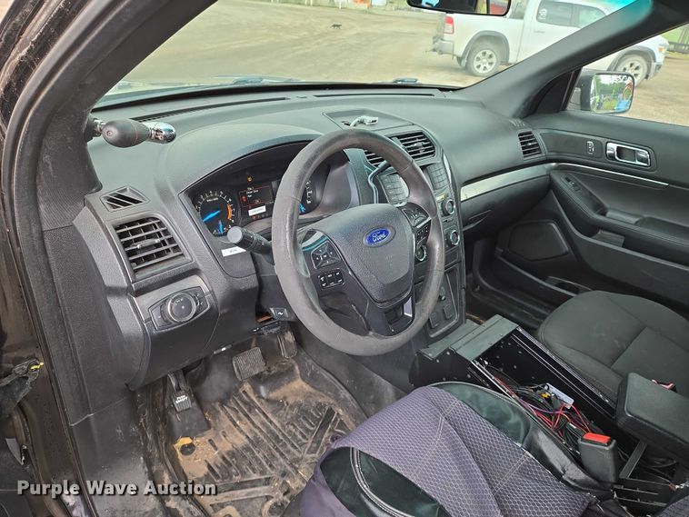 image for item EN8029 2016 Ford Explorer Police Interceptor SUV