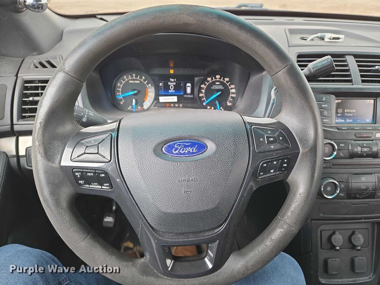 image for item EN8029 2016 Ford Explorer Police Interceptor SUV