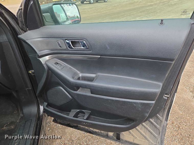 image for item EN8029 2016 Ford Explorer Police Interceptor SUV