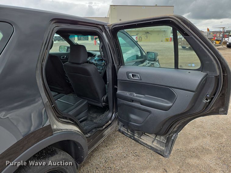 image for item EN8029 2016 Ford Explorer Police Interceptor SUV