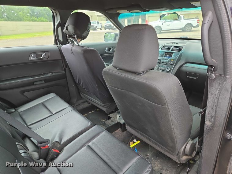 image for item EN8029 2016 Ford Explorer Police Interceptor SUV