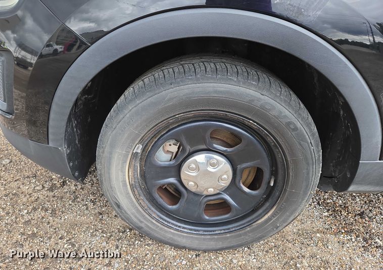 image for item EN8029 2016 Ford Explorer Police Interceptor SUV