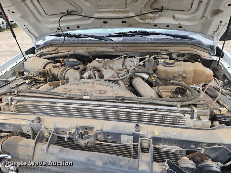 image for item EN8033 2008 Ford F250 Super Duty XL pickup truck