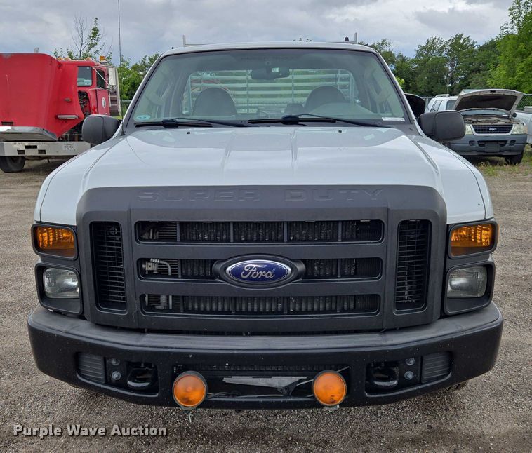 image for item EN8034 2008 Ford F250 Super Duty XL pickup truck