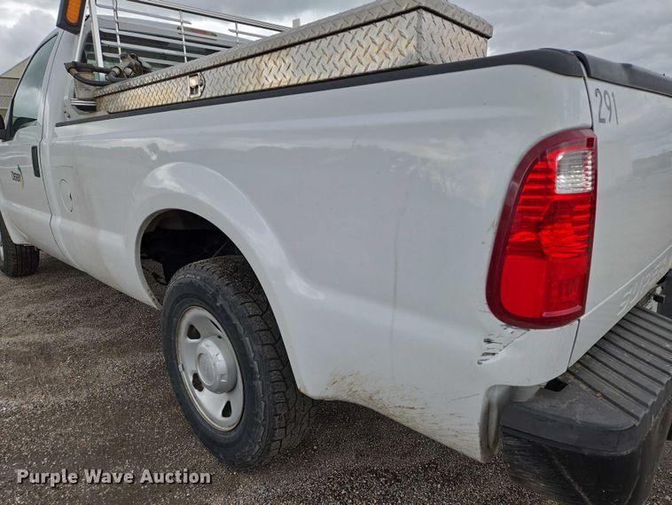 image for item EN8034 2008 Ford F250 Super Duty XL pickup truck