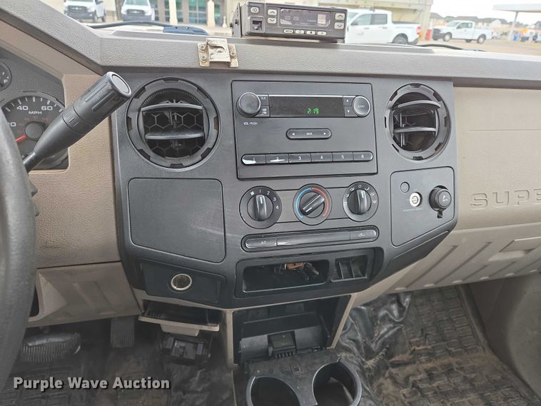 image for item EN8034 2008 Ford F250 Super Duty XL pickup truck